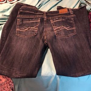 Buckle Jeans